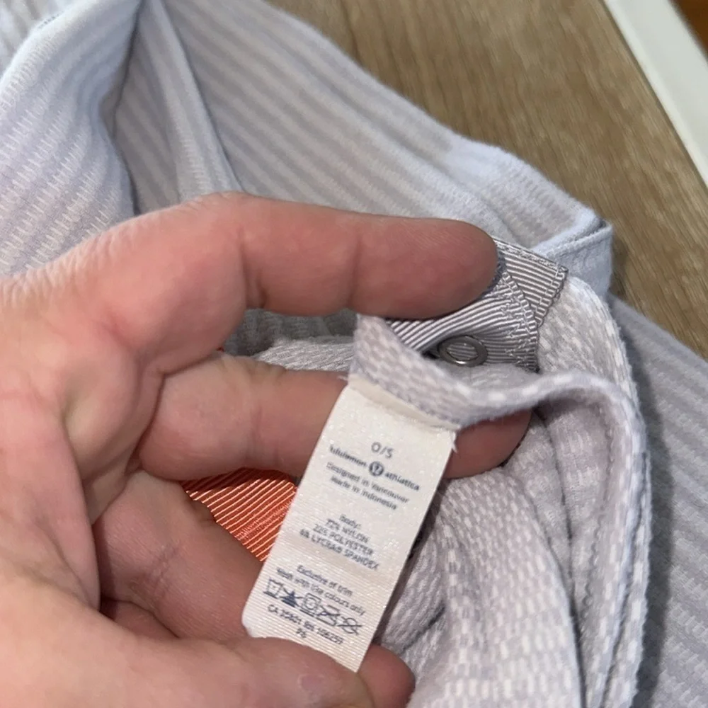 Lululemon Vinyasa Scarf Fleece Cardigan Vest Wrap striped soft infinity
